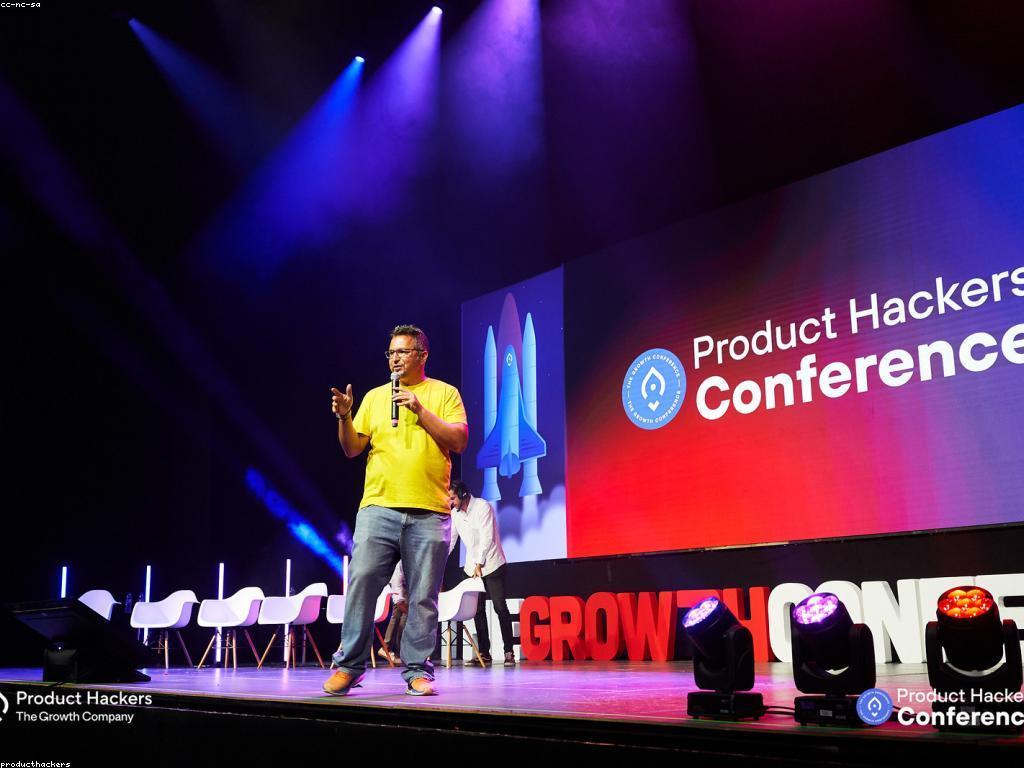 សារសំខាន់នៃការបង្ហាញរបាយការណ៍និងទិន្នន័យ